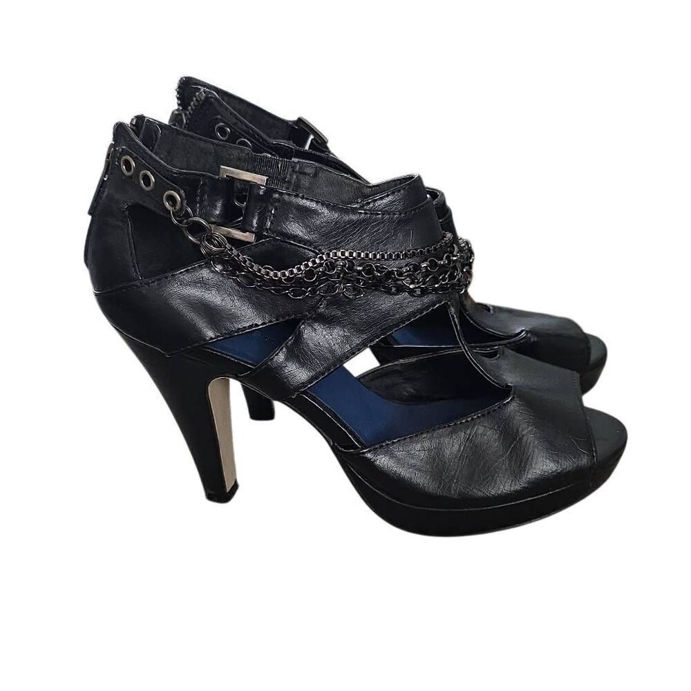 Madden Girl Women's Size 6.5 Faux Leather Chain Detail Zip Back Heels